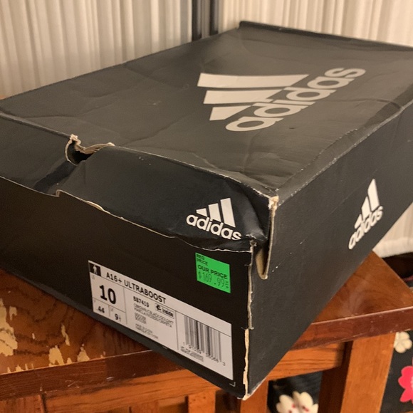 Adidas A16+ Ultraboost - Picture 7 of 9